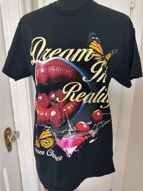 Graphic 'Dream In Reality' Black Tee with Red Lip & Cherry Print